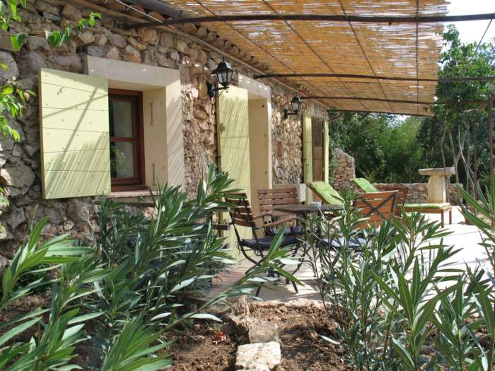 La Bastide du Calalou, Hôtel 4 étoiles dans le Var, Terrasse et Plantes