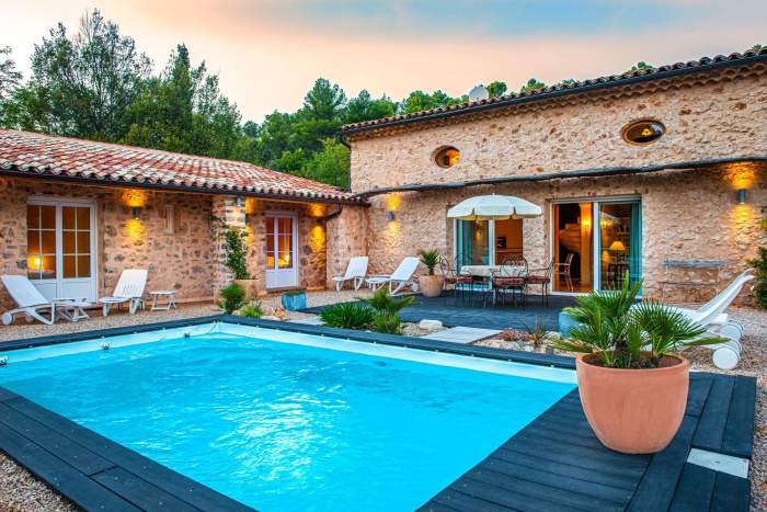 La Bastide du Calalou, Hôtel 4 étoiles dans le Var, Piscine Bergerie