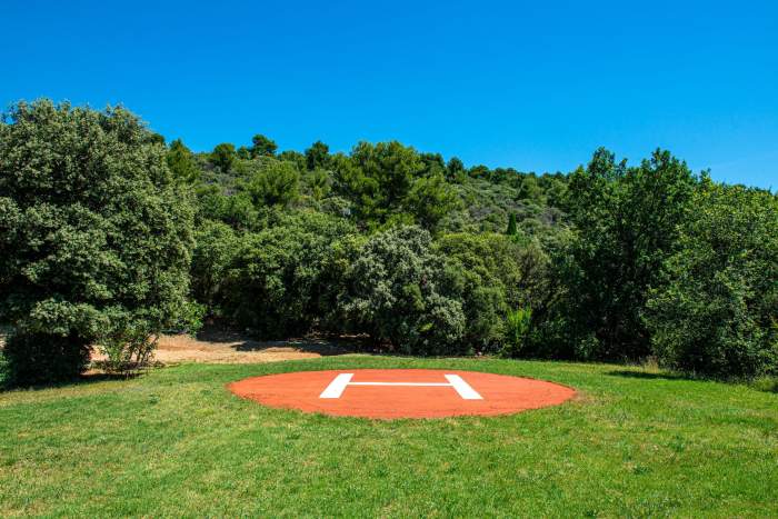 La Bastide du Calalou, Hôtel 4 étoiles dans le Var, Héliport