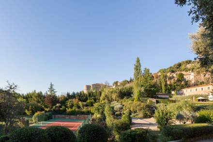 La Bastide du Calalou, Hôtel Gorges du Verdon, Village et Nature.